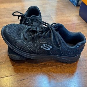 SKECHERS Men's Black Mesh Sneakers